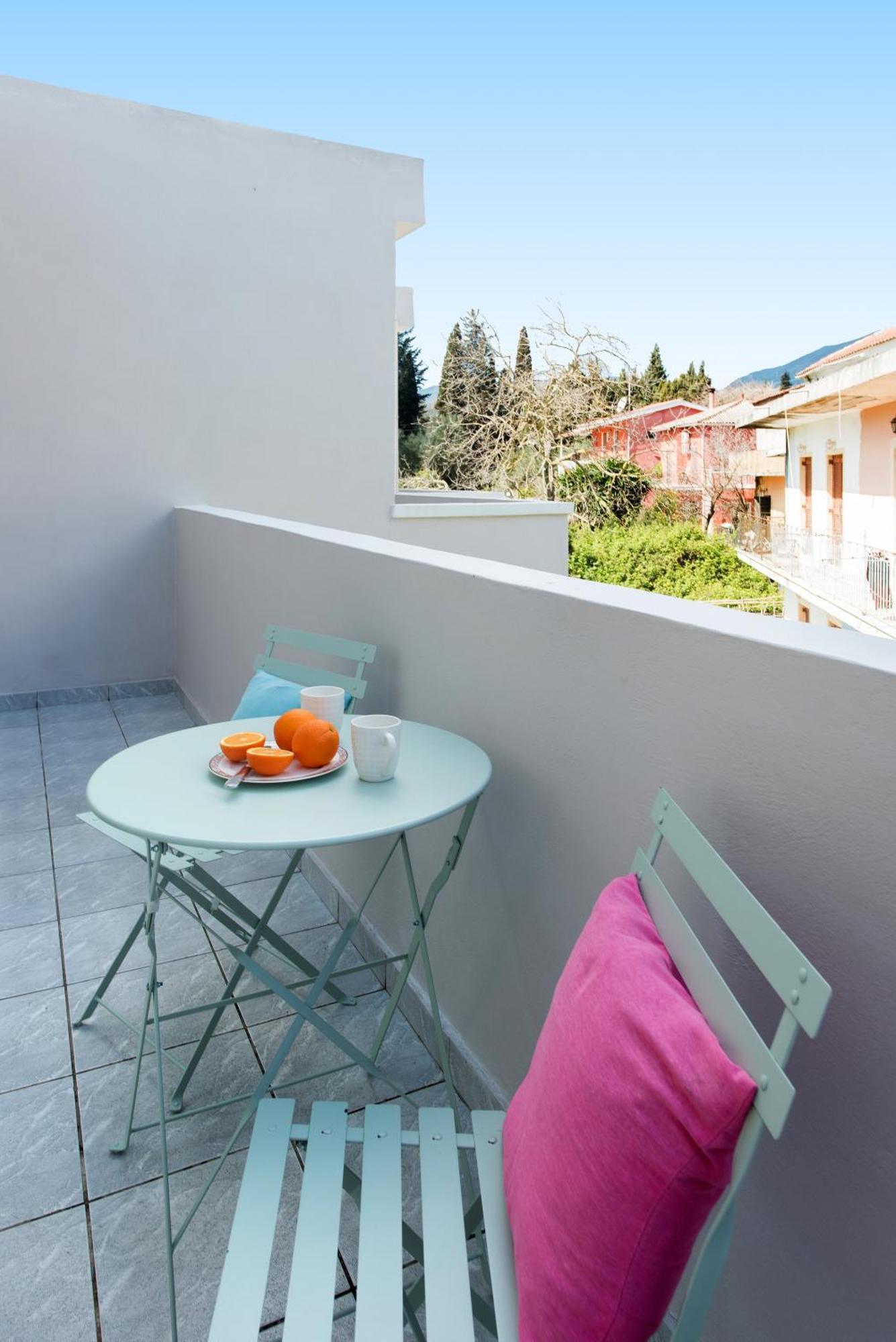 Nisea Apartments อิปโซส ภายนอก รูปภาพ
