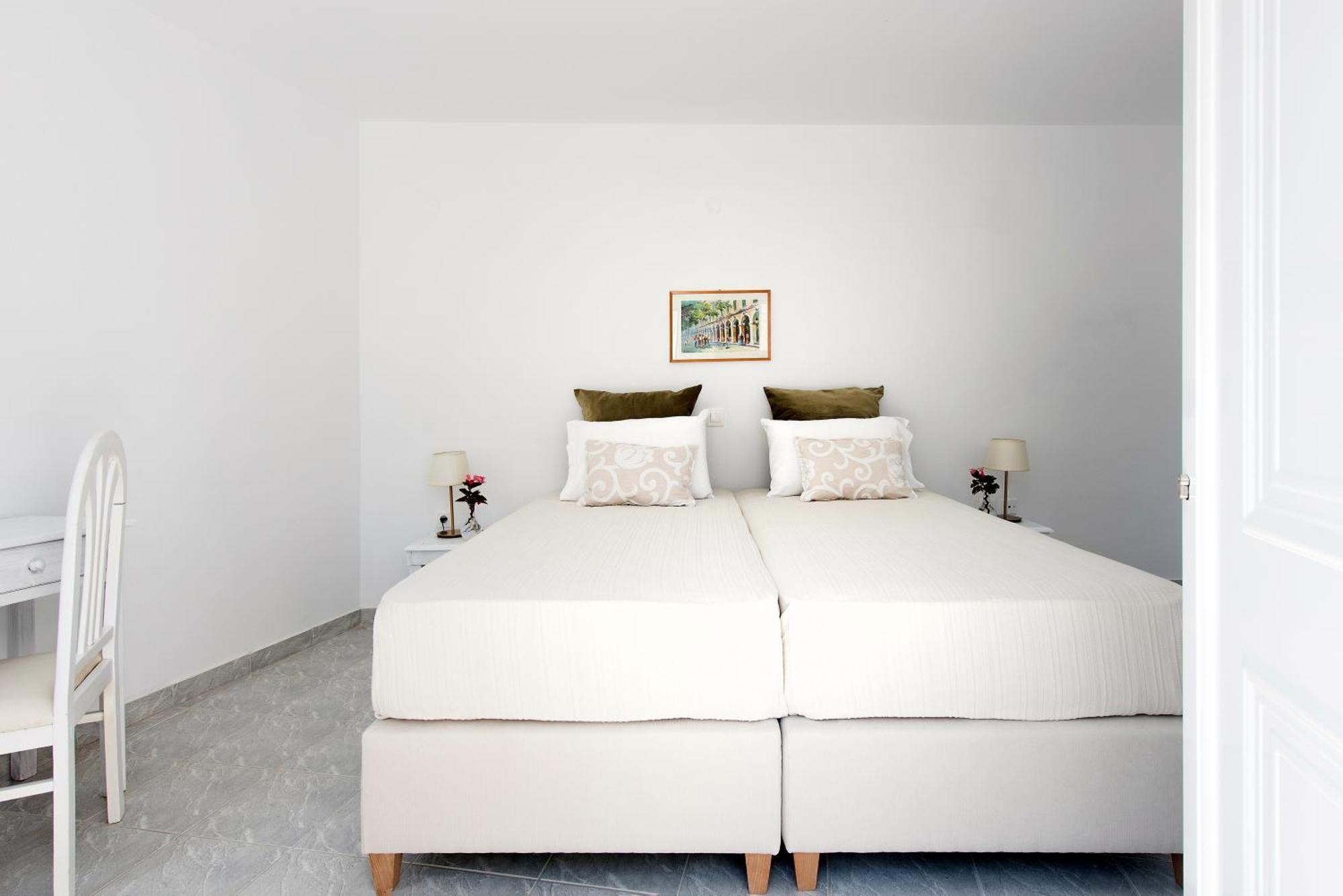 Nisea Apartments อิปโซส ภายนอก รูปภาพ