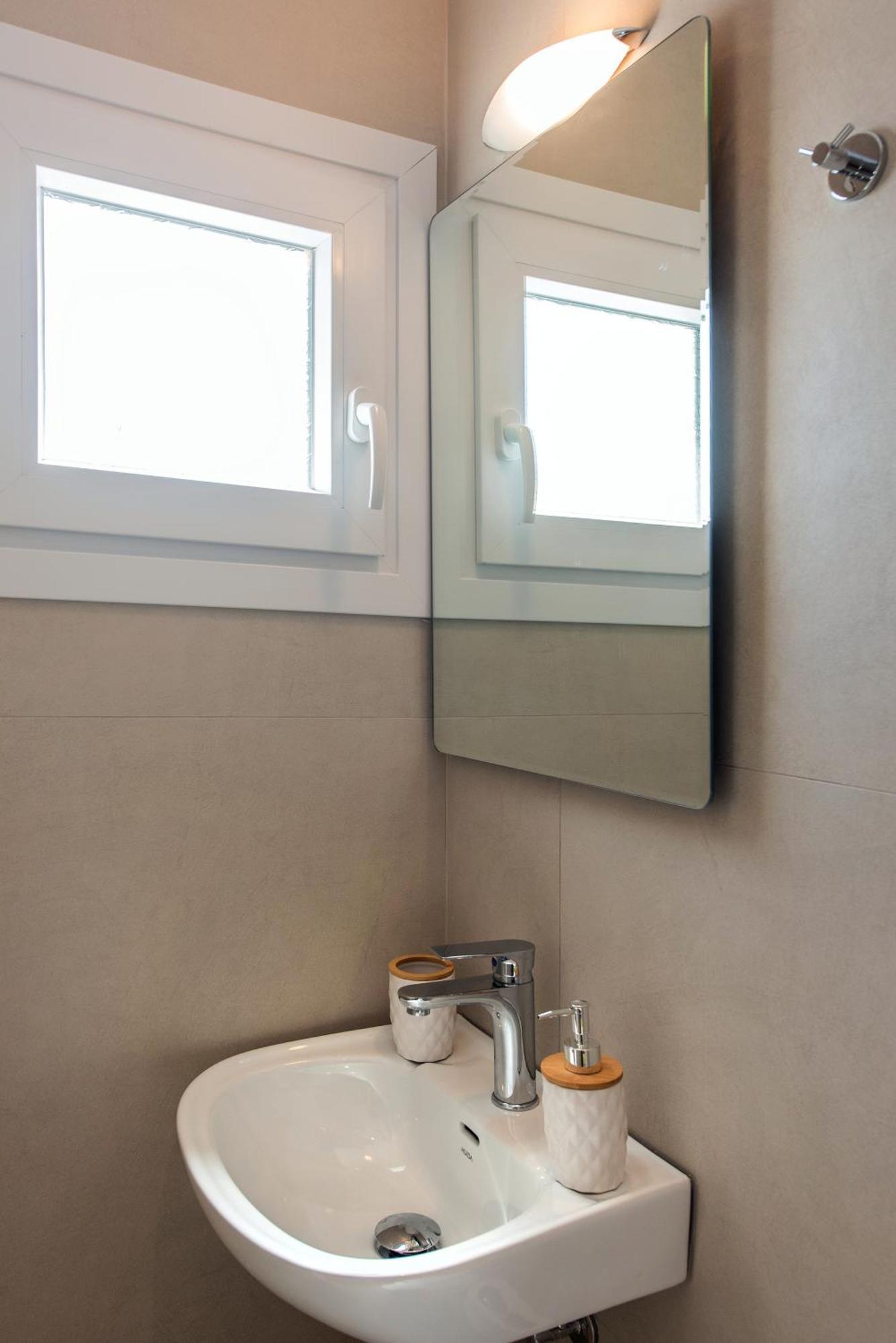 Nisea Apartments อิปโซส ห้อง รูปภาพ