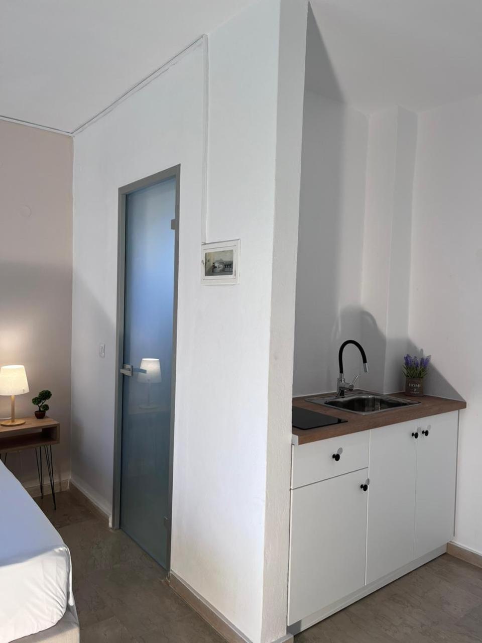 Nisea Apartments อิปโซส ภายนอก รูปภาพ