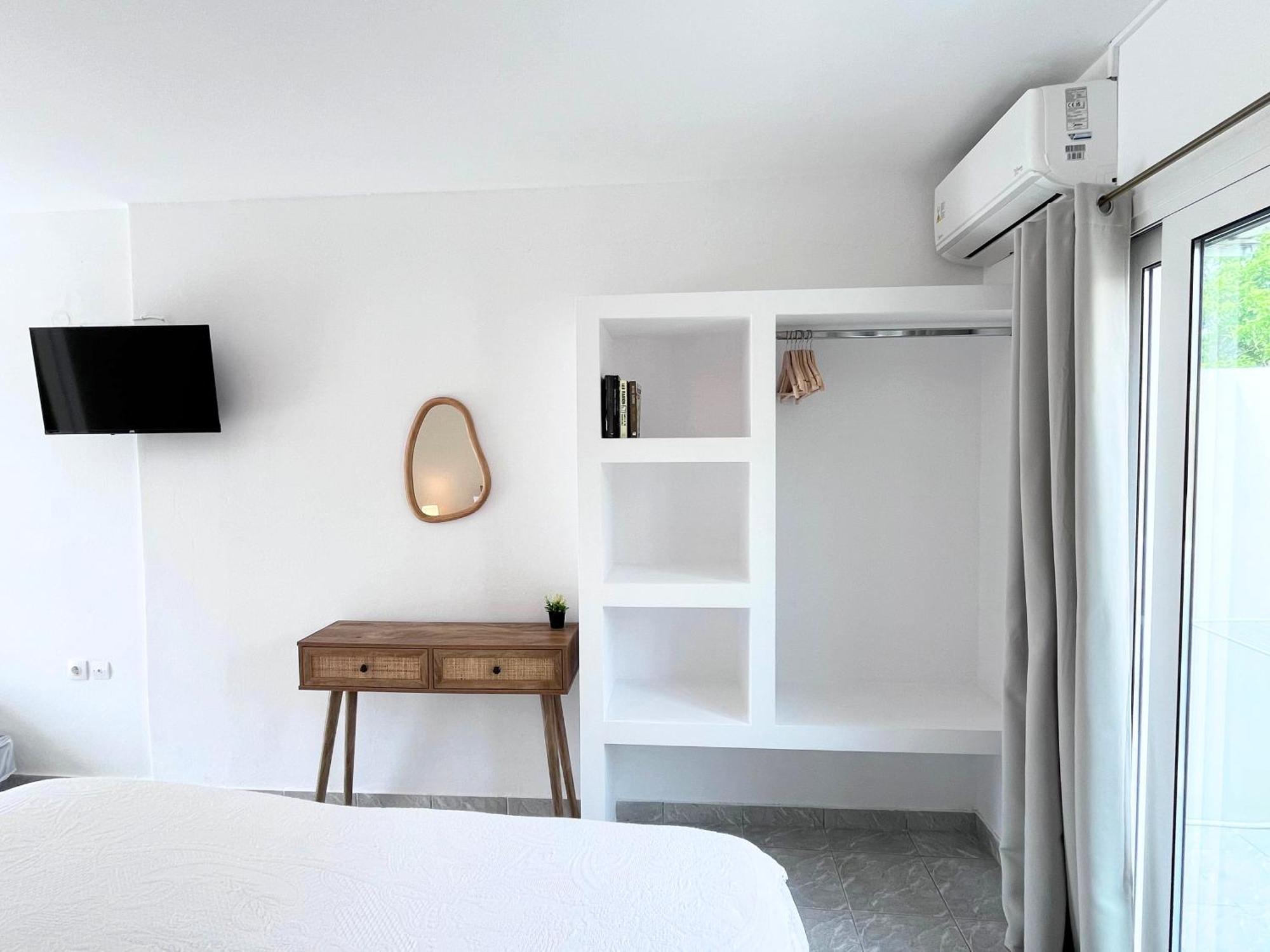 Nisea Apartments อิปโซส ภายนอก รูปภาพ