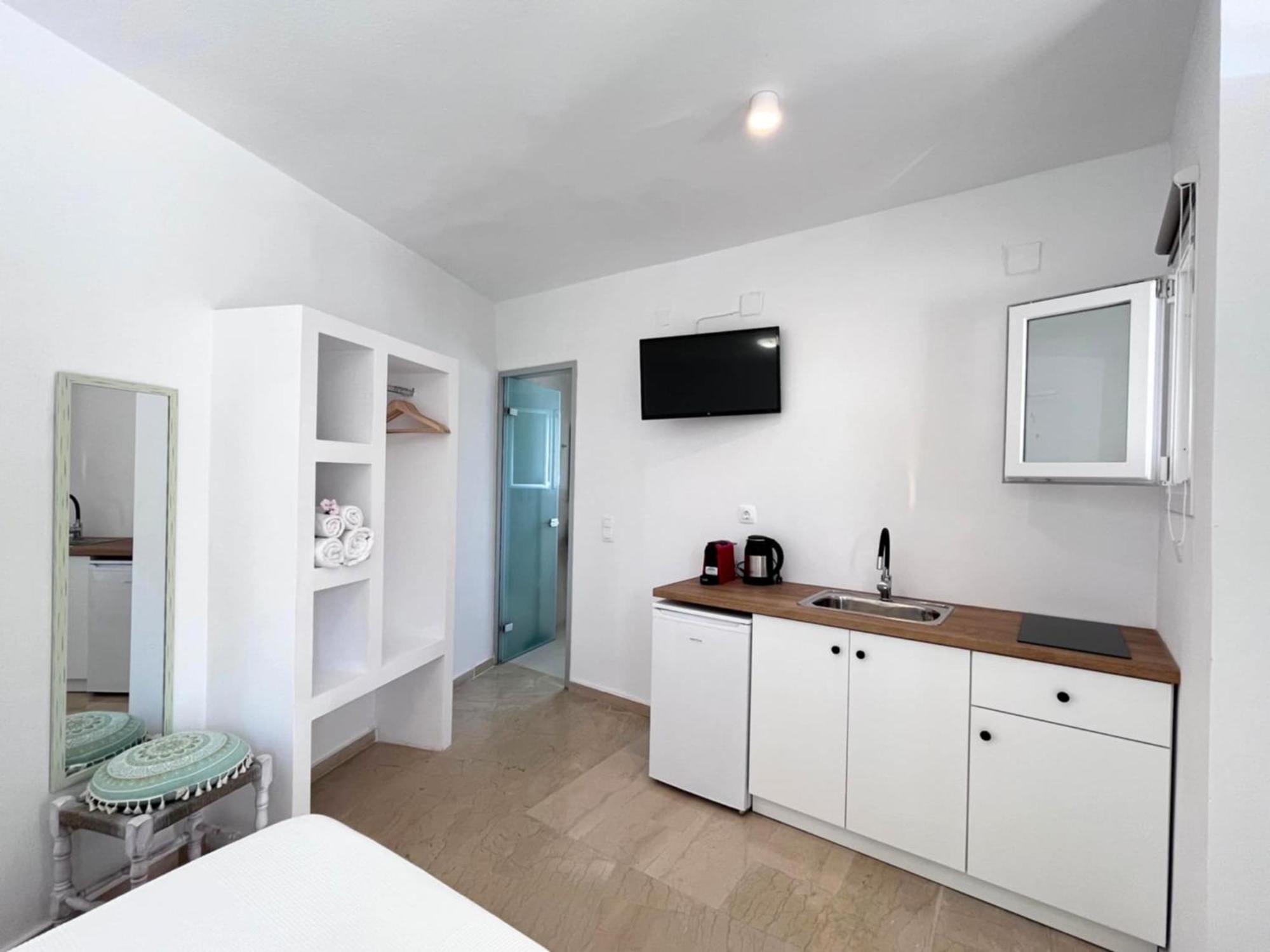Nisea Apartments อิปโซส ภายนอก รูปภาพ